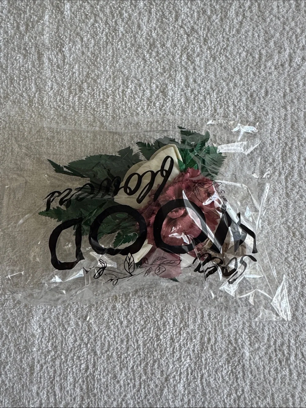 Sola Wood Flowers Romance Boutonnière Set of 3 Flowers